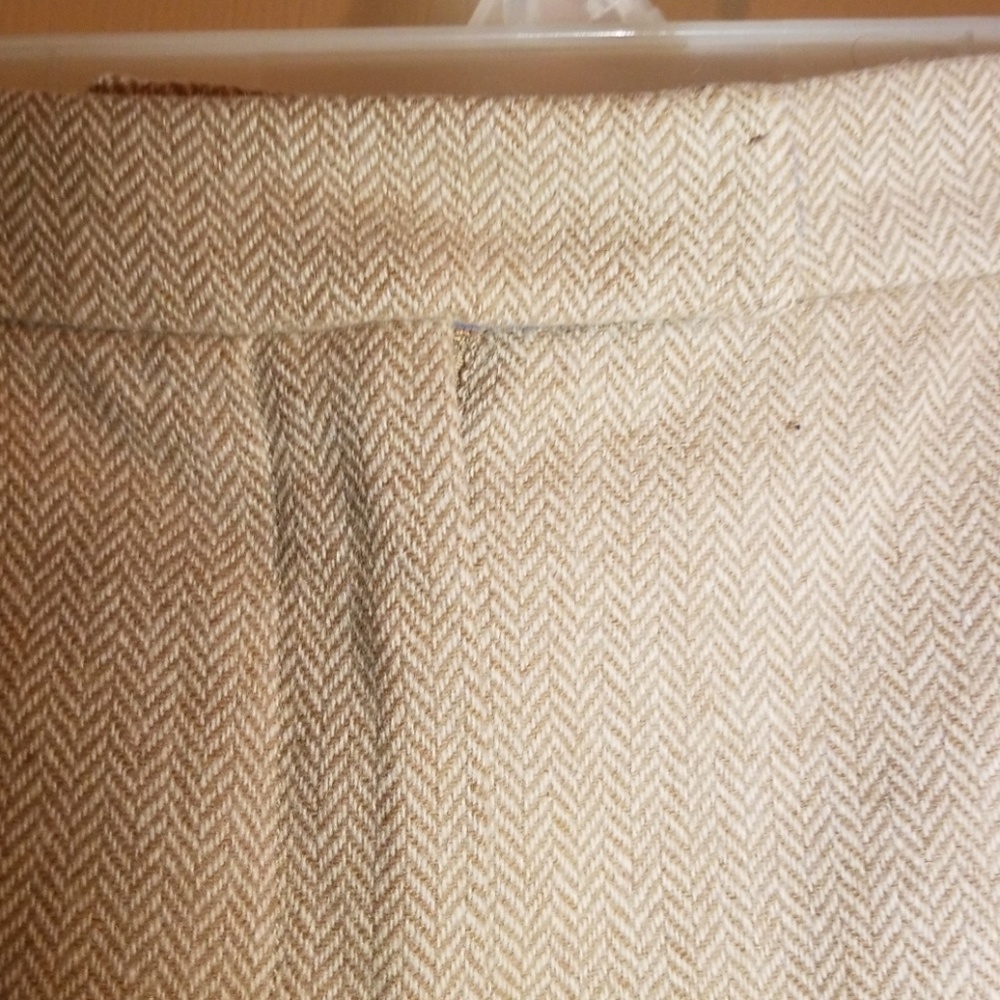 Skirt - Picture 3 of 7